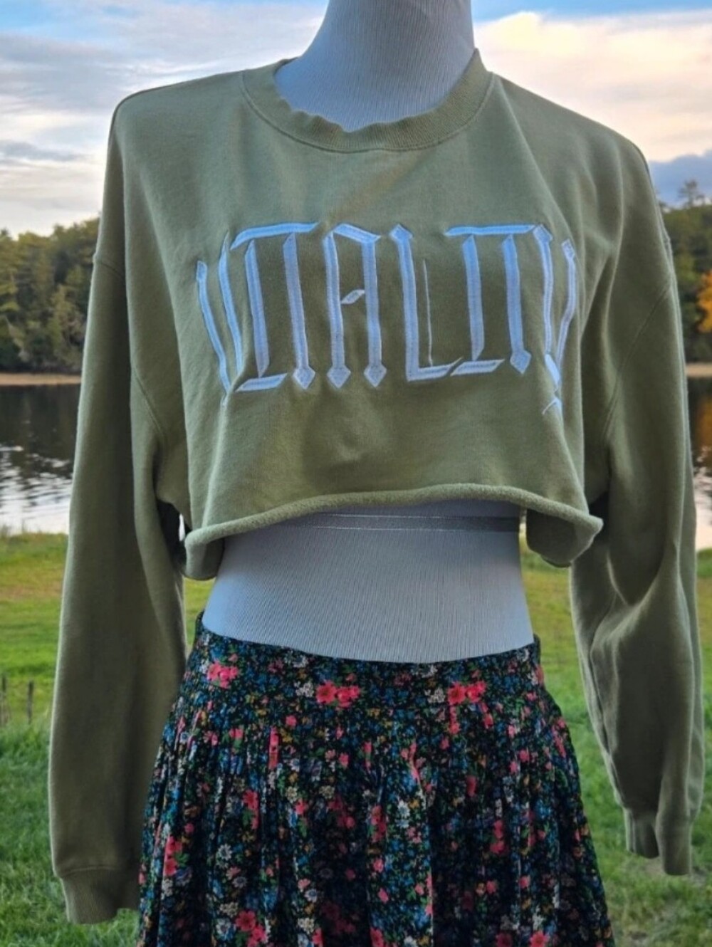 Vitality Cozy Cropped Crewneck Sweatshirt